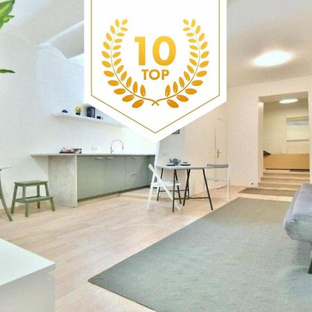 Vilnius Town Square Apartments Self Check-In 24H By H&H Extérieur photo