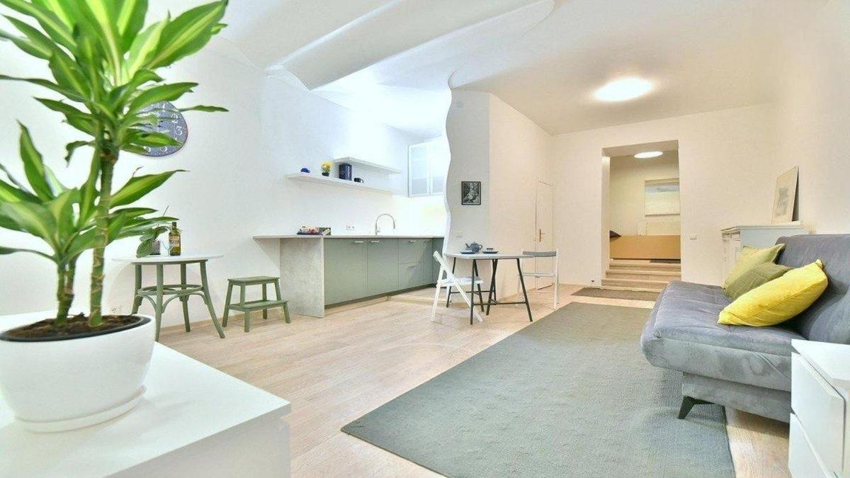 Vilnius Town Square Apartments Self Check-In 24H By H&H Extérieur photo